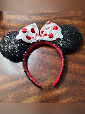 Authentic Disney Minnie Ears black sequin white satin bow red metallic polka dot